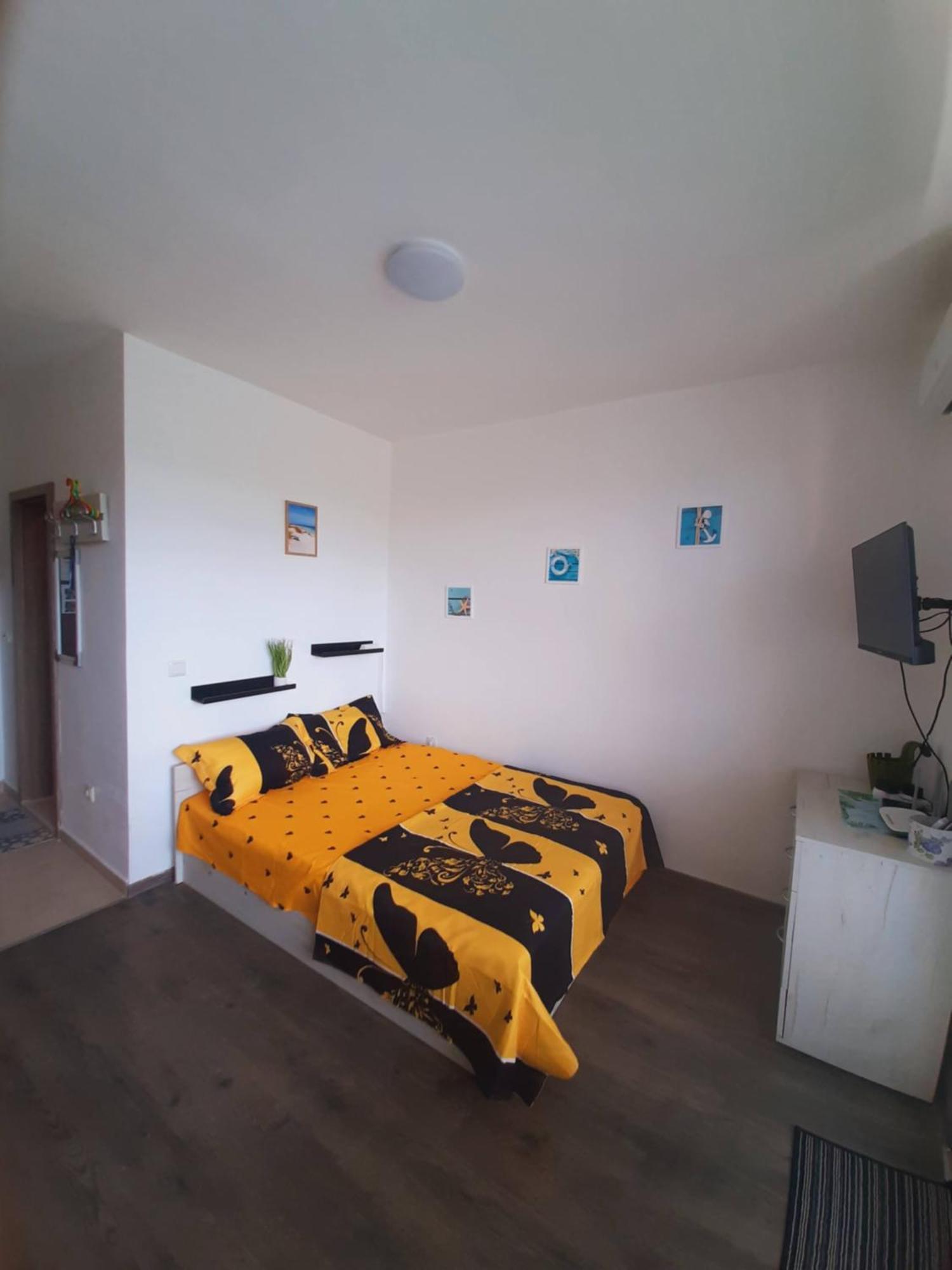 Apartment-Studio Daisy In Kiwi Gardens Complex Byala  Exterior foto