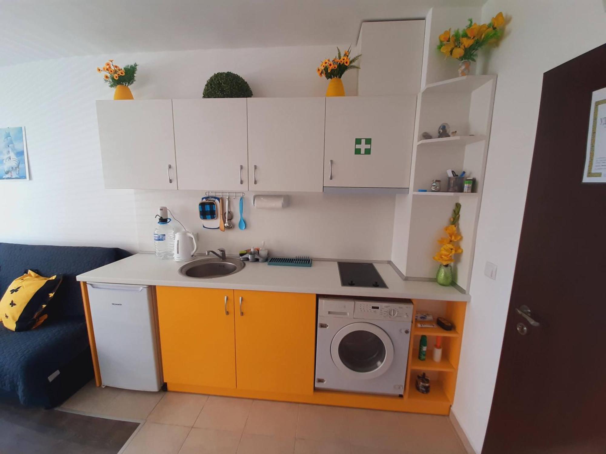 Apartment-Studio Daisy In Kiwi Gardens Complex Byala  Exterior foto